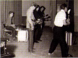 Giles Giles & Fripp/The Brondesbury Tape(1968) Inner-2(Johnny King and the Raiders) 