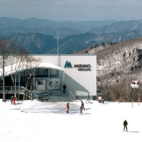 ゴンドラリフト山頂駅舎