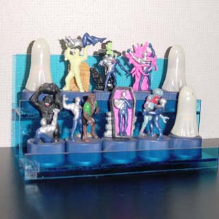 ペプシマンキャップケース写真:ショーケース風