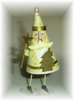 �T���^�N���[�X�^���{�b�g�H